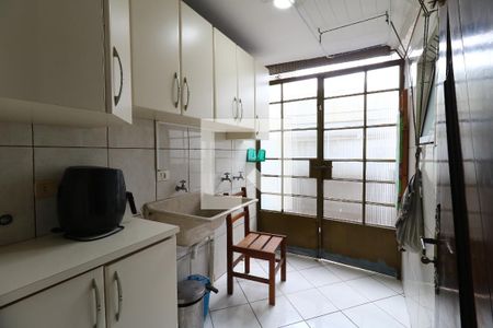 Casa à venda com 193m², 3 quartos e 4 vagasÁrea de Serviço Interno