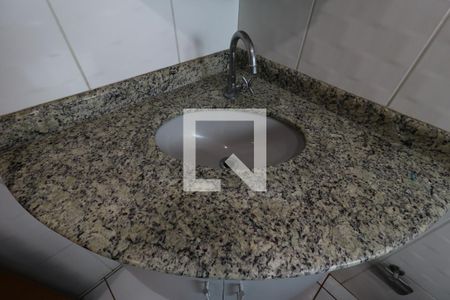 Casa à venda com 193m², 3 quartos e 4 vagasBanheiro Piso Superior - Pia