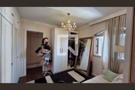 Apartamento à venda com 211m², 3 quartos e 4 vagas