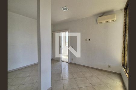 Apartamento à venda com 319m², 4 quartos e 3 vagas Apartamento à venda com 319m², 4 quartos e 3 vagas Quarto 2