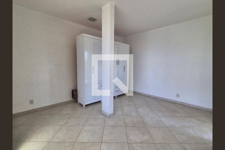 Apartamento à venda com 319m², 4 quartos e 3 vagas Apartamento à venda com 319m², 4 quartos e 3 vagas Quarto 2