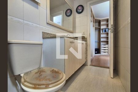 Apartamento à venda com 319m², 4 quartos e 3 vagas Apartamento à venda com 319m², 4 quartos e 3 vagasBanheiro 2 do Quarto 1
