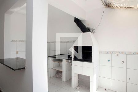 Apartamento à venda com 62m², 2 quartos e sem vagaCozinha + Área de Serviço