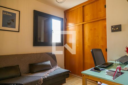 Apartamento à venda com 167m², 4 quartos e 3 vagas Apartamento à venda com 167m², 4 quartos e 3 vagasQuarto 2