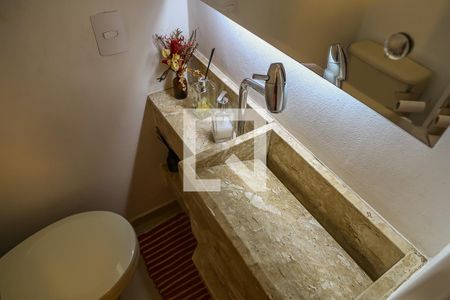 Apartamento à venda com 167m², 4 quartos e 3 vagas Apartamento à venda com 167m², 4 quartos e 3 vagasLavabo