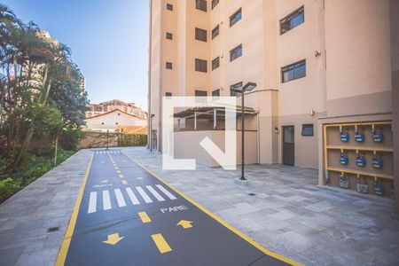 Apartamento à venda com 167m², 4 quartos e 3 vagas Apartamento à venda com 167m², 4 quartos e 3 vagasÁrea Comum
