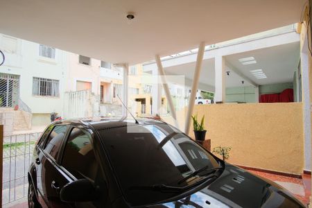 Casa de condomínio à venda com 148m², 3 quartos e 1 vagaGaragem