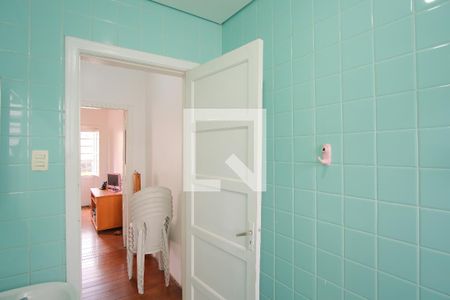 Casa de condomínio à venda com 148m², 3 quartos e 1 vagaBanheiro