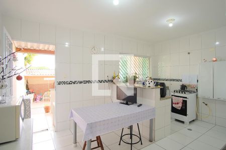 Casa de condomínio à venda com 148m², 3 quartos e 1 vagaCozinha