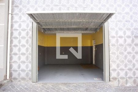 Casa à venda com 260m², 5 quartos e 2 vagas