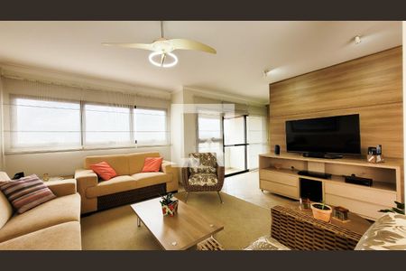 Apartamento à venda com 210m², 3 quartos e 2 vagas Apartamento à venda com 210m², 3 quartos e 2 vagasCobertura