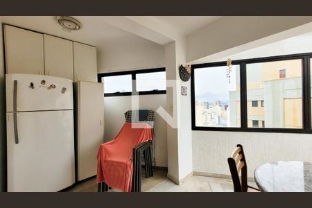 Apartamento à venda com 210m², 3 quartos e 2 vagas Apartamento à venda com 210m², 3 quartos e 2 vagasÁrea privativa