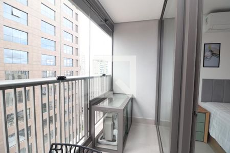 Varanda de kitnet/studio para alugar com 1 quarto, 32m² em Vila Gomes Cardim, São Paulo