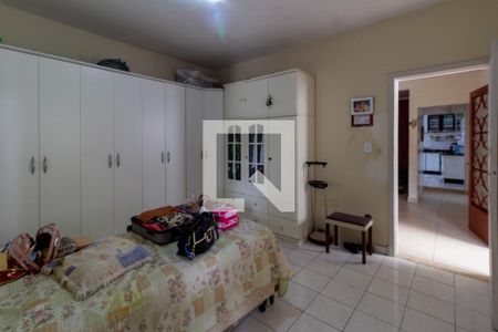 Casa à venda com 280m², 4 quartos e 2 vagasCasa 2 - Quarto 2
