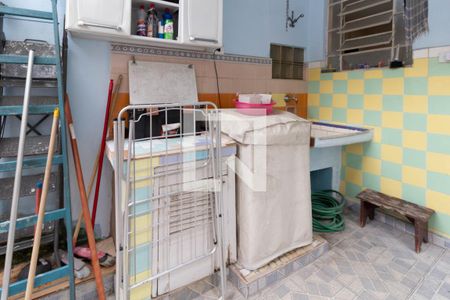 Casa à venda com 280m², 4 quartos e 2 vagasÁrea de Serviço