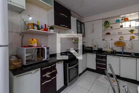 Casa à venda com 280m², 4 quartos e 2 vagasCasa 2 - Cozinha