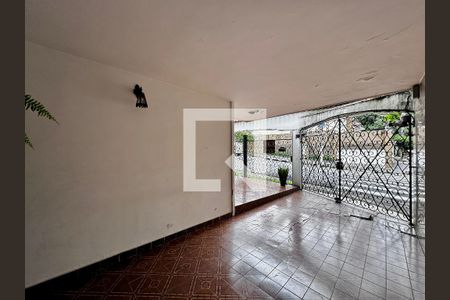 Casa à venda com 187m², 3 quartos e 3 vagas Casa à venda com 187m², 3 quartos e 3 vagasGaragem