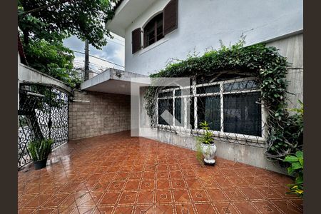 Casa à venda com 187m², 3 quartos e 3 vagas Casa à venda com 187m², 3 quartos e 3 vagasGaragem