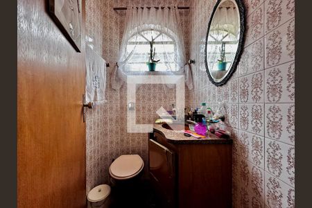 Casa à venda com 187m², 3 quartos e 3 vagas Casa à venda com 187m², 3 quartos e 3 vagasLavabo