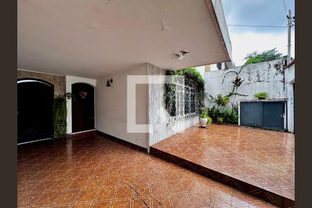 Casa à venda com 187m², 3 quartos e 3 vagas Casa à venda com 187m², 3 quartos e 3 vagasGaragem
