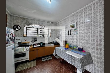 Casa à venda com 187m², 3 quartos e 3 vagas Casa à venda com 187m², 3 quartos e 3 vagasCozinha