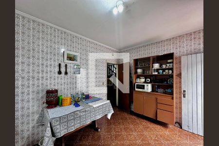 Casa à venda com 187m², 3 quartos e 3 vagas Casa à venda com 187m², 3 quartos e 3 vagasCozinha