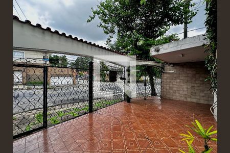 Casa à venda com 187m², 3 quartos e 3 vagas Casa à venda com 187m², 3 quartos e 3 vagasGaragem