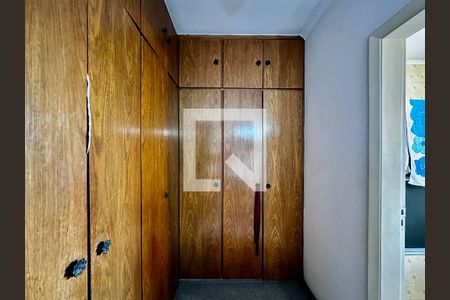 Casa à venda com 187m², 3 quartos e 3 vagas Casa à venda com 187m², 3 quartos e 3 vagasCloset Suíte