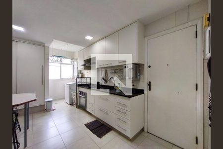 Apartamento à venda com 91m², 3 quartos e 2 vagas Apartamento à venda com 91m², 3 quartos e 2 vagasCozinha
