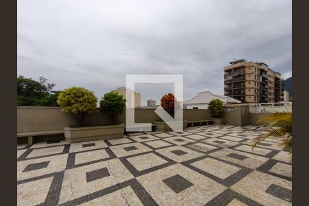 Apartamento à venda com 91m², 3 quartos e 2 vagas Apartamento à venda com 91m², 3 quartos e 2 vagasÁrea comum - Playground