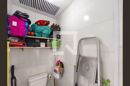 Apartamento à venda com 91m², 3 quartos e 2 vagas Apartamento à venda com 91m², 3 quartos e 2 vagasBanheiro de serviço