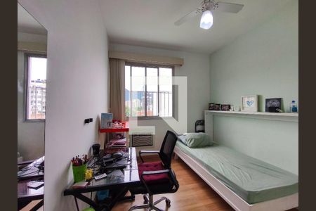 Apartamento à venda com 91m², 3 quartos e 2 vagas Apartamento à venda com 91m², 3 quartos e 2 vagasQuarto 2