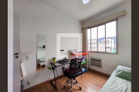 Apartamento à venda com 91m², 3 quartos e 2 vagas Apartamento à venda com 91m², 3 quartos e 2 vagasQuarto 2