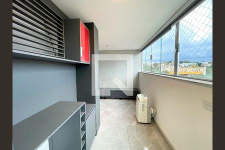 Apartamento à venda com 110m², 3 quartos e 2 vagasvaranda