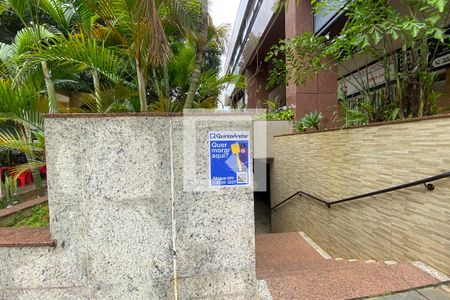 Apartamento para alugar com 38m², 1 quarto e sem vaga Apartamento para alugar com 38m², 1 quarto e sem vagaPlaca