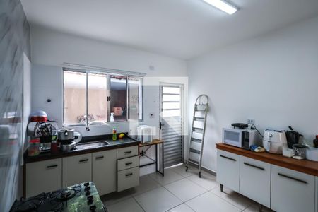 Casa à venda com 130m², 2 quartos e 2 vagasCozinha