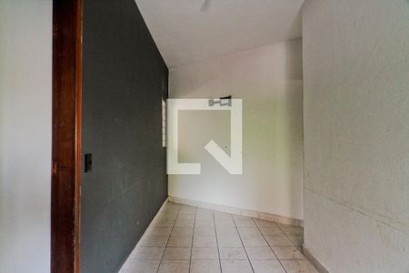 Casa à venda com 350m², 4 quartos e 3 vagas Casa à venda com 350m², 4 quartos e 3 vagasApto - sala