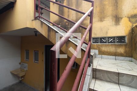 Casa à venda com 150m², 2 quartos e 2 vagas Casa à venda com 150m², 2 quartos e 2 vagasescada da Área de Serviço