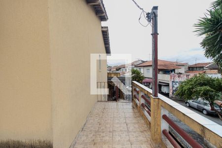 Casa à venda com 150m², 2 quartos e 2 vagas Casa à venda com 150m², 2 quartos e 2 vagasVaranda