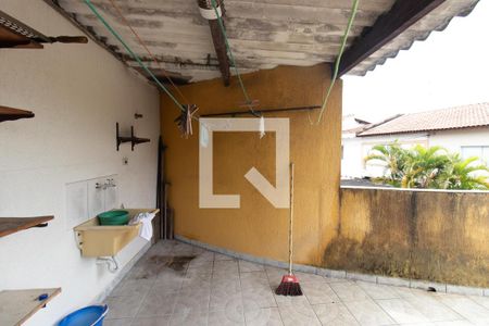 Casa à venda com 150m², 2 quartos e 2 vagas Casa à venda com 150m², 2 quartos e 2 vagasÁrea de Serviço