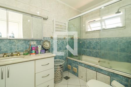 Casa para alugar com 370m², 4 quartos e 3 vagas Casa para alugar com 370m², 4 quartos e 3 vagasBanheiro da Suíte