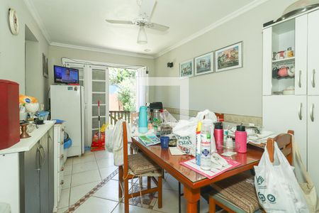 Casa para alugar com 370m², 4 quartos e 3 vagas Casa para alugar com 370m², 4 quartos e 3 vagasCozinha