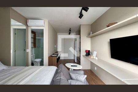 Quarto de kitnet/studio para alugar com 1 quarto, 24m² em Pinheiros, São Paulo