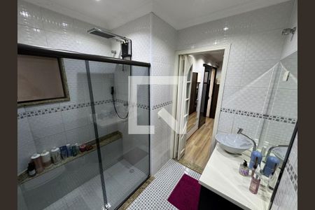 Casa à venda com 293m², 3 quartos e 2 vagasBanheiro