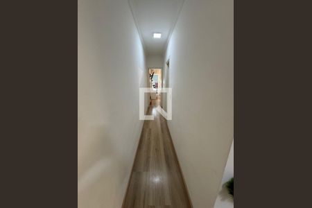 Casa à venda com 293m², 3 quartos e 2 vagasCorredor