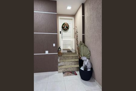 Casa à venda com 293m², 3 quartos e 2 vagasFachada