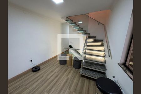 Casa à venda com 293m², 3 quartos e 2 vagasHall