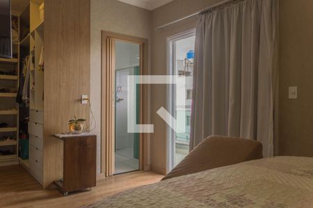Casa à venda com 256m², 3 quartos e 7 vagas Casa à venda com 256m², 3 quartos e 7 vagasSuíte 1