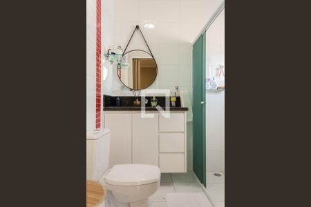 Casa à venda com 256m², 3 quartos e 7 vagas Casa à venda com 256m², 3 quartos e 7 vagasBanheiro da Suíte 1