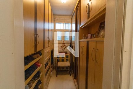 Casa à venda com 430m², 3 quartos e 4 vagas Casa à venda com 430m², 3 quartos e 4 vagasCloset da suíte